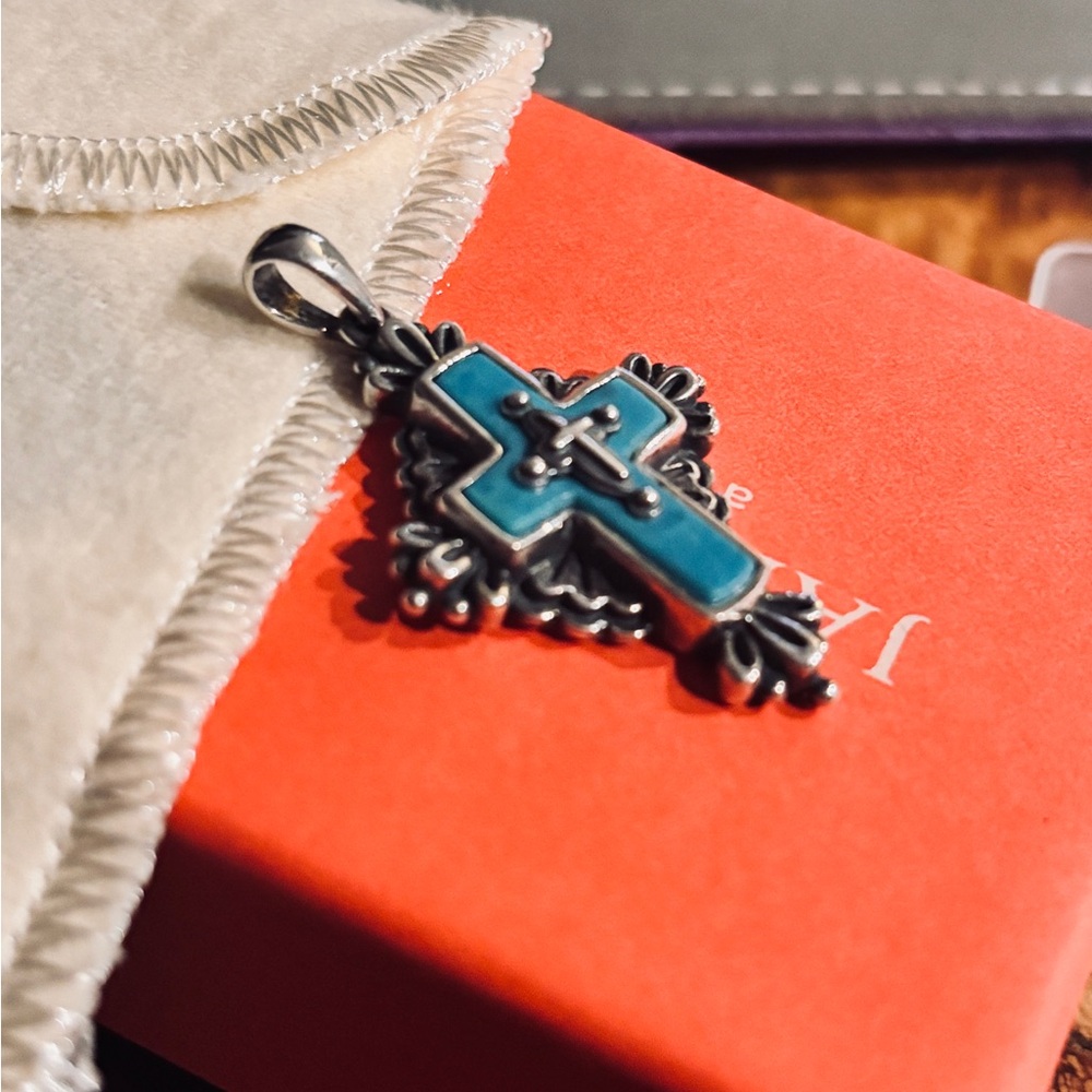 NEW JAMES AVERY RETIRED 3D FOLK CROSS TURQUOISE PENDANT. Not worn circa pre2000 - Picture 2 of 5